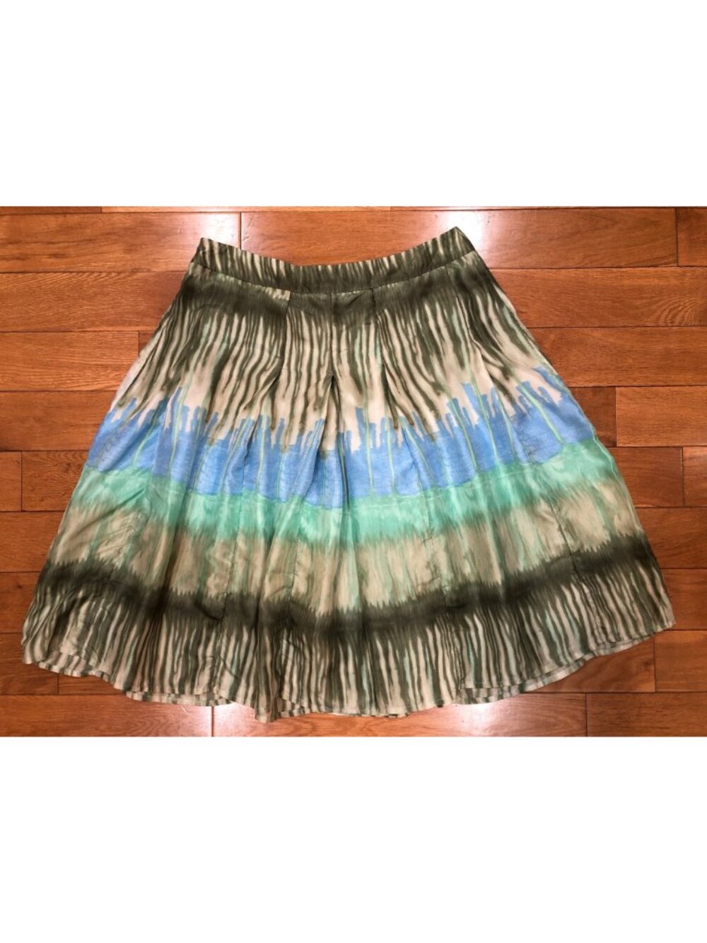 Bandolino 100% Silk Multicolor Ombre Design Skirt Size 6 Watercolor Y2K Artistic - Picture 6 of 6